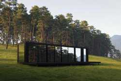 Rewild House - nowoczesne domy modułowe z drewna 