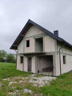 Sprzedam dom jednorodzinny 