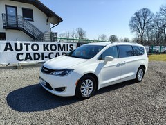 Mini Van Chrysler Pacifica bez wersji  (benzyna gaz),  115000km, 2018 rok