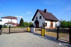 Dom  104,5000m², Sanka 