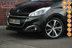Hatchback Peugeot 208 I (2012-2019) PureTech 110KM (benzyna),  51000km, 2017 rok