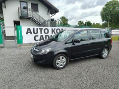 Combi Opel Zafira B (2005-2011)  (benzyna gaz),  221000km, 2013 rok