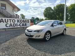 Hatchback Opel Astra J (2009-2019)  (benzyna gaz),  120000km, 2010 rok