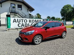 Hatchback Renault Clio IV (2012-)  (benzyna),  208000km, 2018 rok