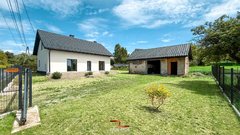 Dom  235m², 