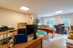 Lokal 72,2600m², Kraków Krowodrza, Azory