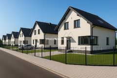 Dom  104,2400m², Rączna 