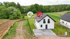 Dom  131,4500m², Rączna 