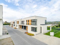 Dom  126,1100m², Wrząsowice 