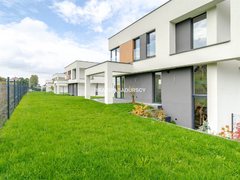 Dom  185,3000m², Wrząsowice 