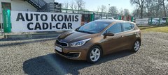 Hatchback Kia Cee'd II (2012-)  (benzyna),  145000km, 2015 rok