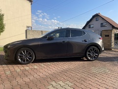 MAZDA 3 AUTOMAT hatchback 2020 r salon 2 0 MHEV