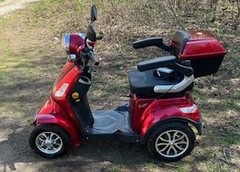 Sprzedam skuterek inwalidzki mało używany Bukowno Tel 532 186568