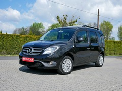 Mini Van Mercedes Citan Tourer bez wersji  (benzyna),  186000km, 2017 rok