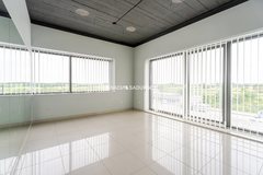 Lokal 86m², Cianowice 