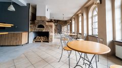Lokal 380m², 
