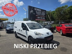 Furgon Blaszak Peugeot Partner   (diesel),  139971km, 2010 rok