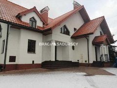 Dom  260m², Bibice 