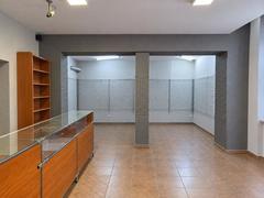 Lokal 72,82m², Bytom 