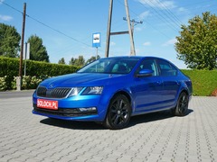 Liftback Škoda Octavia III (2013-)  (benzyna),  290000km, 2017 rok