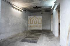 Lokal 31,4m², Bytom 